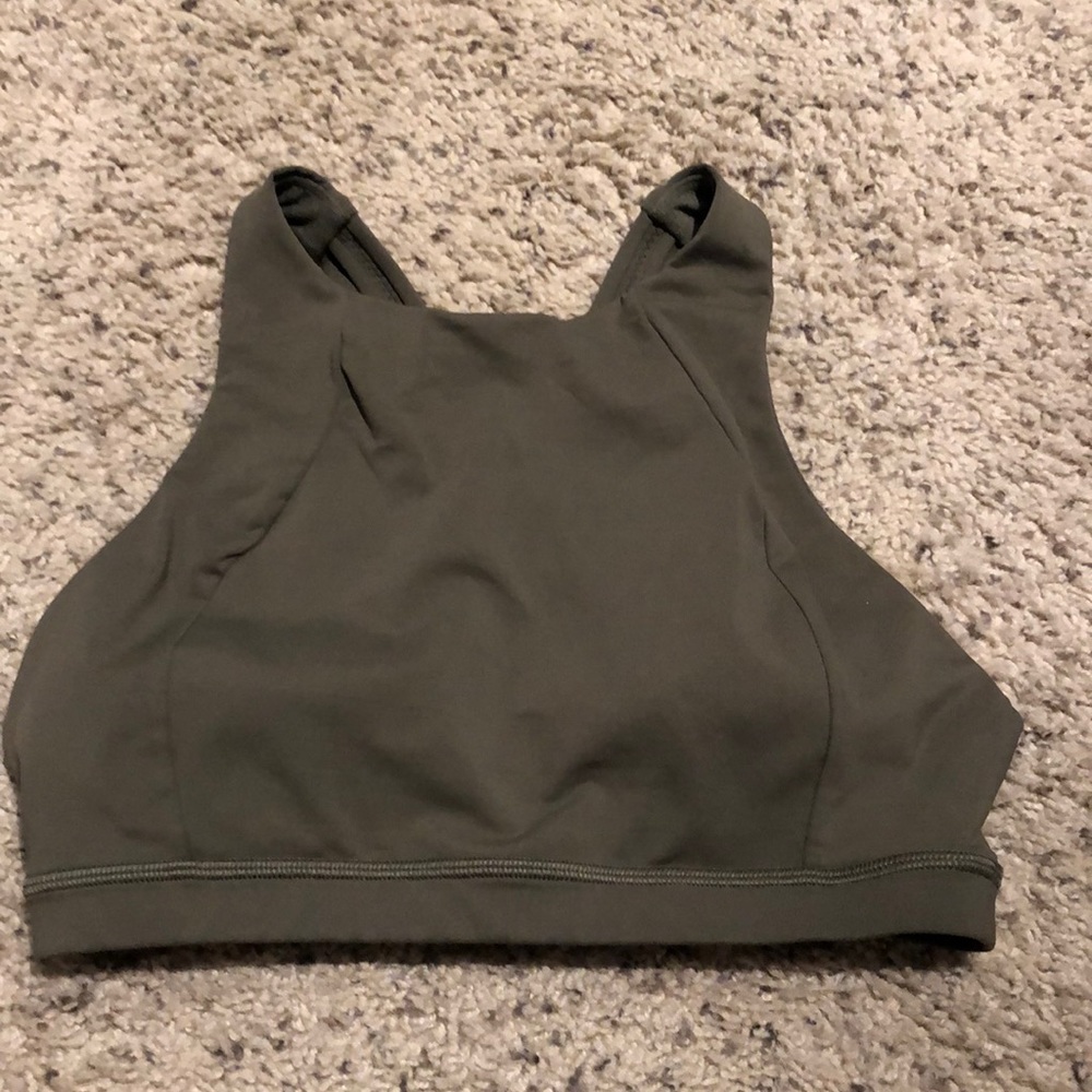 Lululemon size 6 sports bra olive color. Worn a few times still looks new